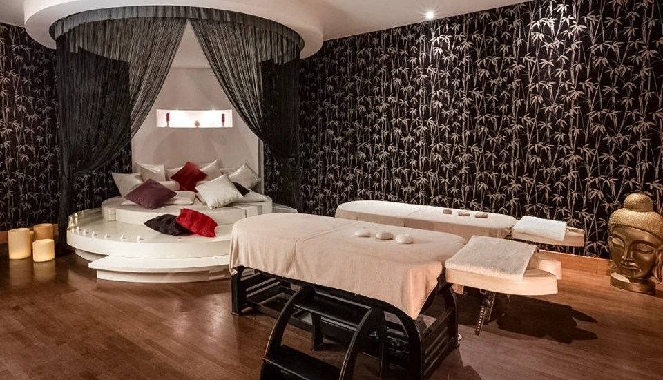 هتل آریا کلاروس کوش آداسی